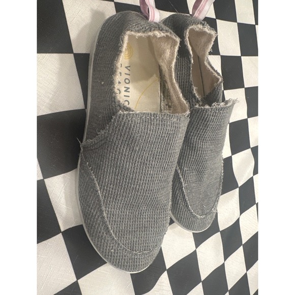 Vionic Malibu Gray Waffle Knit Slip On Casual Comfort Shoes Women's Size 8 - Picture 2 of 5